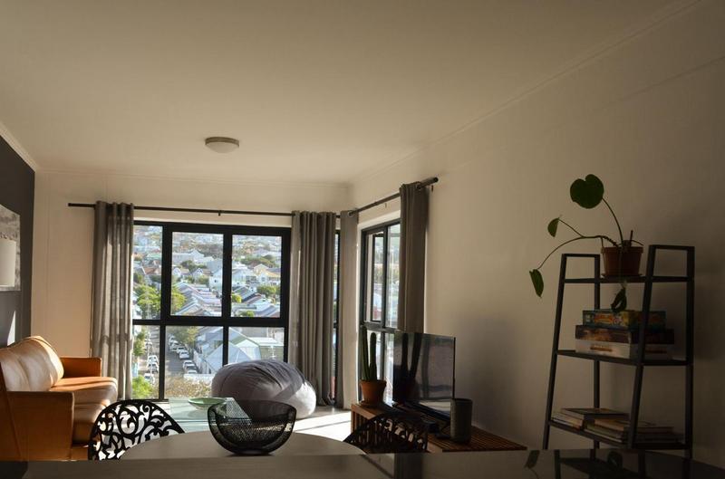 To Let 2 Bedroom Property for Rent in Woodstock Upper Western Cape
